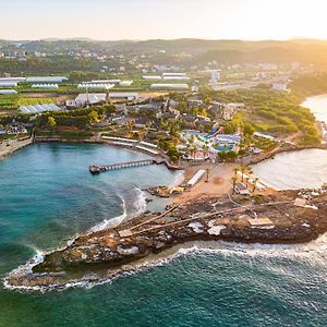 Oz Hotels Incekum Beach